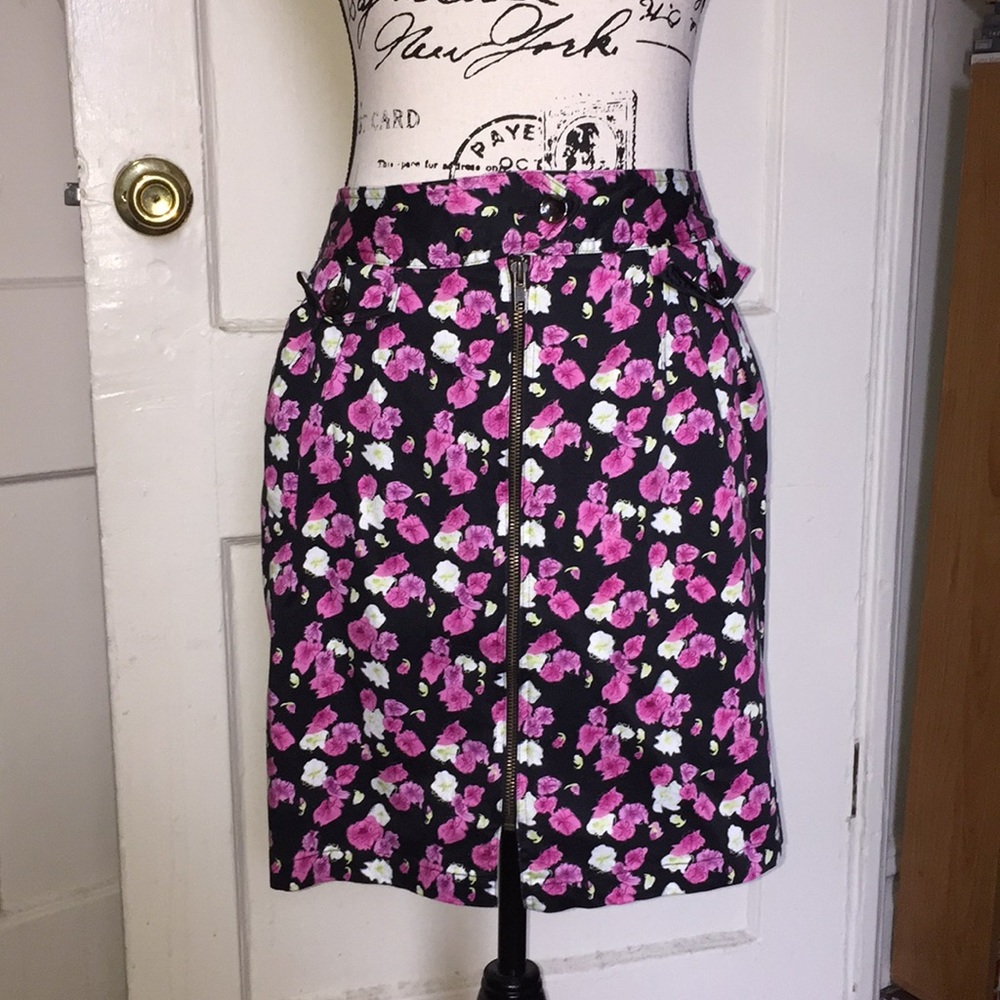 EUC Nicole by Nicole Miller floral skirt